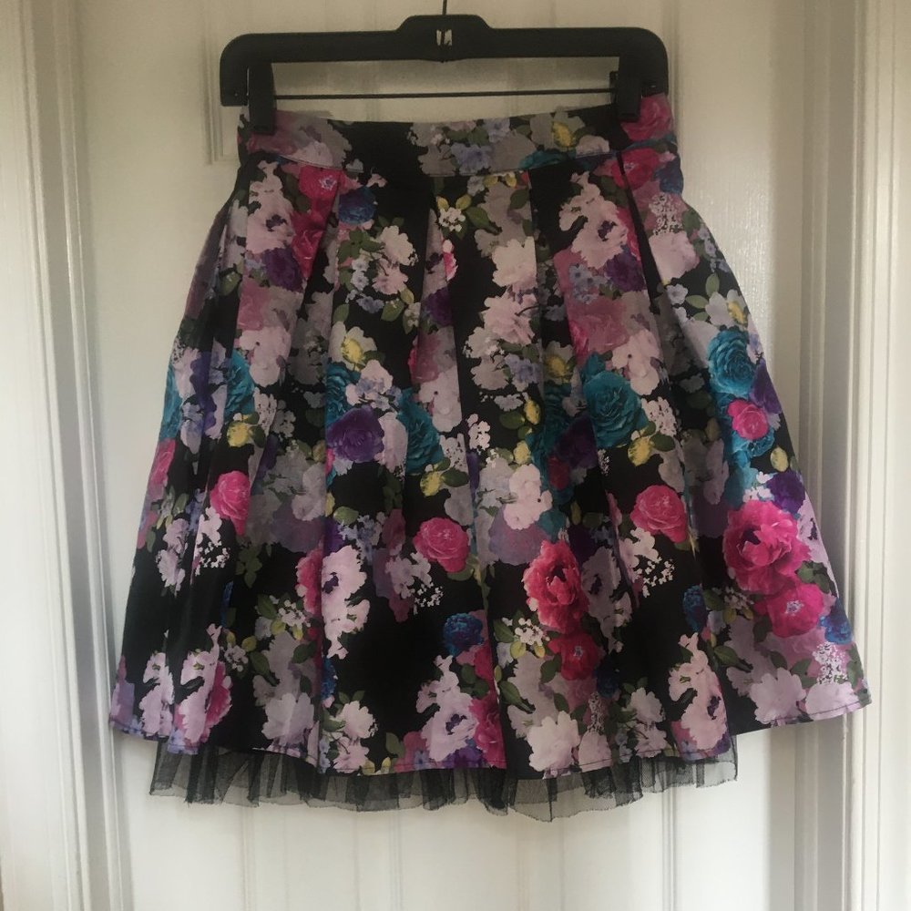 DISNEY Girls Floral Tulle Lined Shiny Skirt Sz Lg